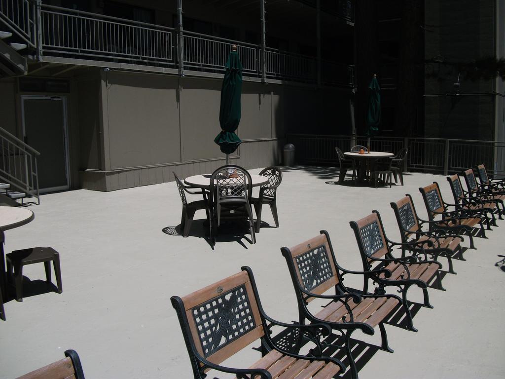 Pepper Tree Inn Tahoe City Luaran gambar